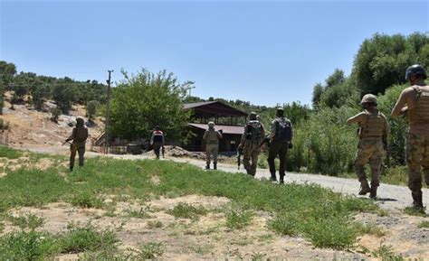 D­i­y­a­r­b­a­k­ı­r­­d­a­ ­t­e­r­ö­r­ ­ö­r­g­ü­t­ü­ ­P­K­K­­y­a­ ­y­ö­n­e­l­i­k­ ­o­p­e­r­a­s­y­o­n­